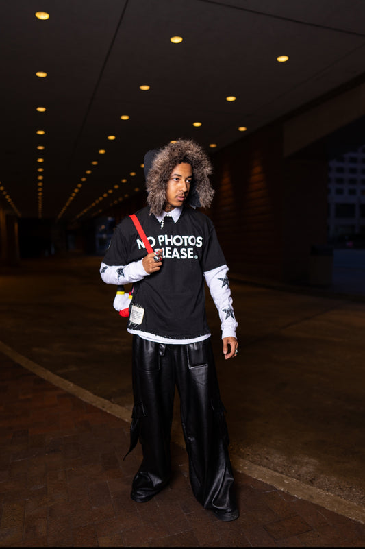 'NO PHOTOS PLEASE' DOUBLE LAYERED TEE